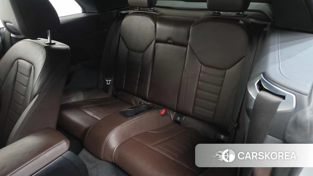 BMW 4 Series (G22) 2021 Белый из Кореи, фото 2