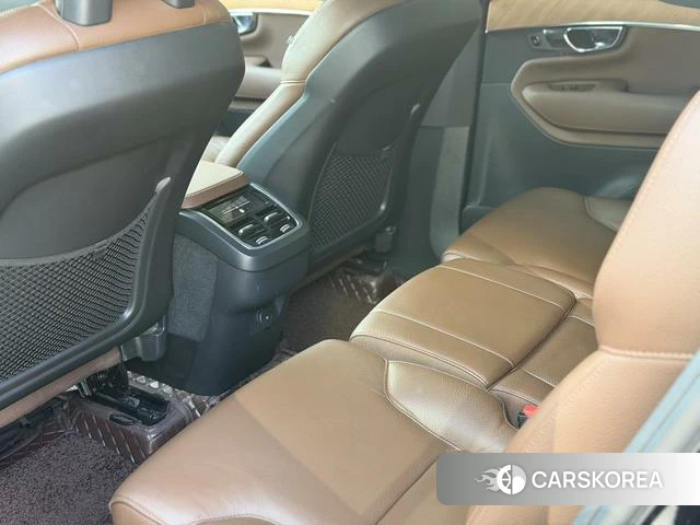 Volvo XC90 2020 Черный из Китая, фото 2