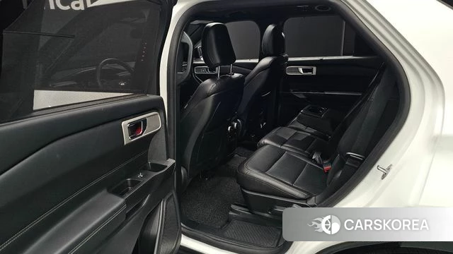 Ford Explorer 6th Generation 2020 Белый из Кореи, фото 2
