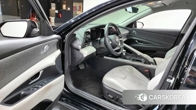 Hyundai Avante (CN7) 2022 Черный из Кореи, фото 2