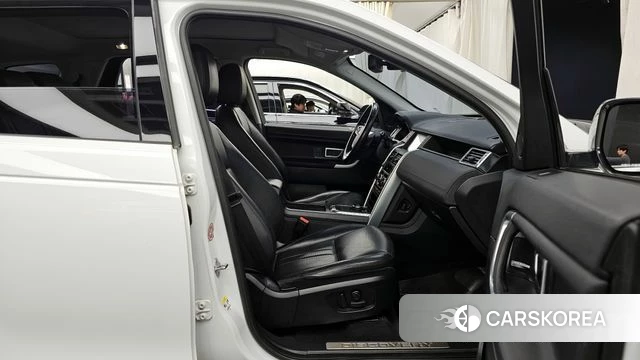 Land Rover Discovery Sports 2018 Белый из Кореи, фото 2