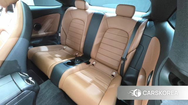 Mercedes-Benz C-Class W205 2020 Черный из Кореи, фото 2