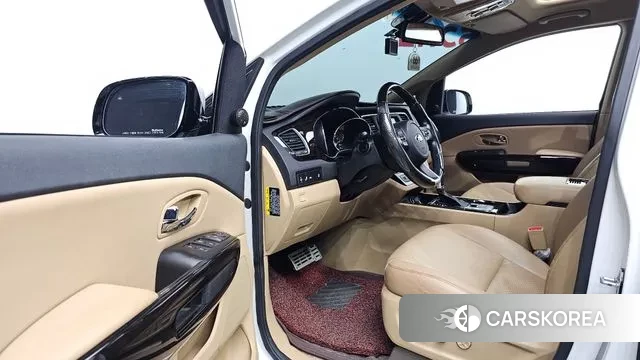 Kia The New Carnival 2018 Белый из Кореи, фото 2