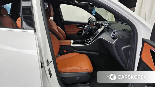 Mercedes-Benz GLC-Class X254 2025 Белый из Кореи, фото 2