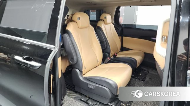 Kia Carnival 4th generation 2021 Черный из Кореи, фото 2