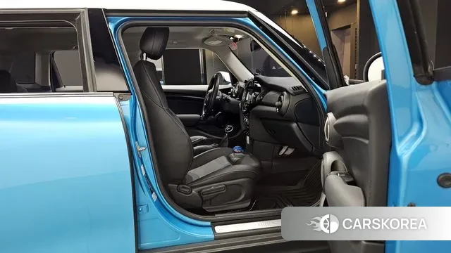 Mini Cooper 2019 Синий из Кореи, фото 2