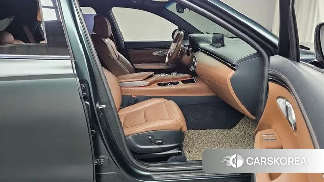 Genesis GV70 2021 Темно-зеленый из Кореи, фото 2