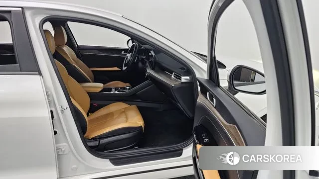 Kia K5 3rd generation 2021 Белый из Кореи, фото 2