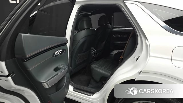 Genesis GV70 2022 Белый из Кореи, фото 2