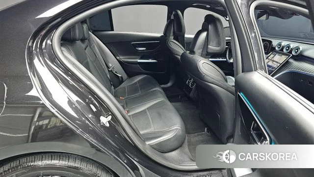 Mercedes-Benz C-Class W206 2022 Черный из Кореи, фото 2