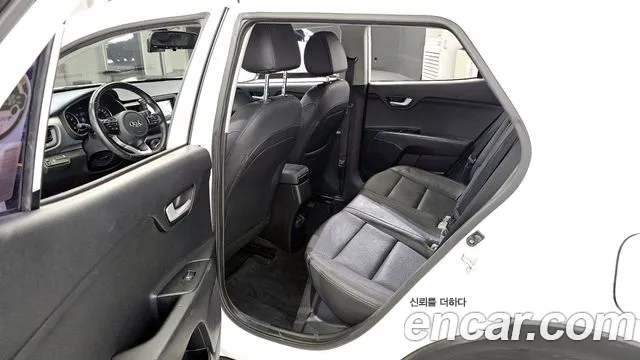 Kia Stonic id 2654514 из Кореи 2