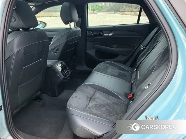 Volkswagen Passat 2026 Зеленый из Китая, фото 2