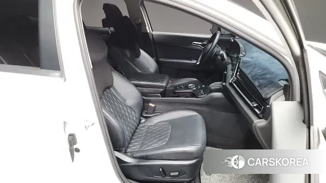 Kia Sportage 5th Generation 2021 Белый из Кореи, фото 2