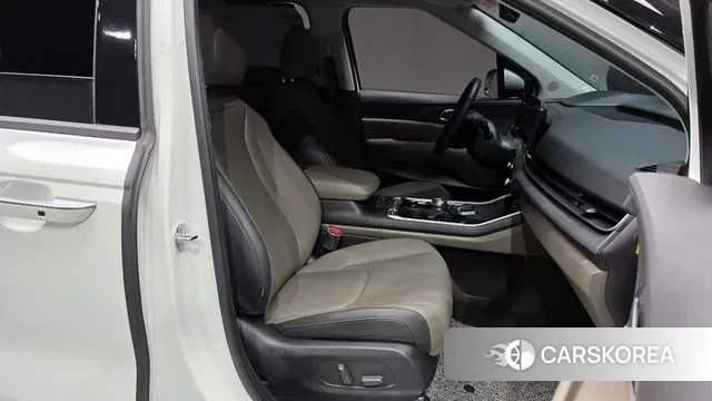 Kia The New Carnival 4th Generation 2025 Белый из Кореи, фото 2