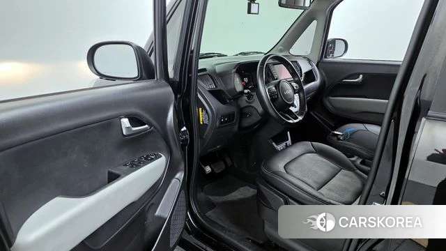 Kia The New Kia Ray 2023 Черный из Кореи, фото 2