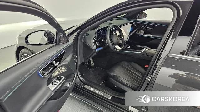 Mercedes-Benz E-Class W214 2024 Серый из Кореи, фото 2