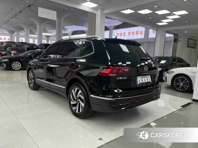 Volkswagen Tiguan L 2025 Черный из Китая, фото 2