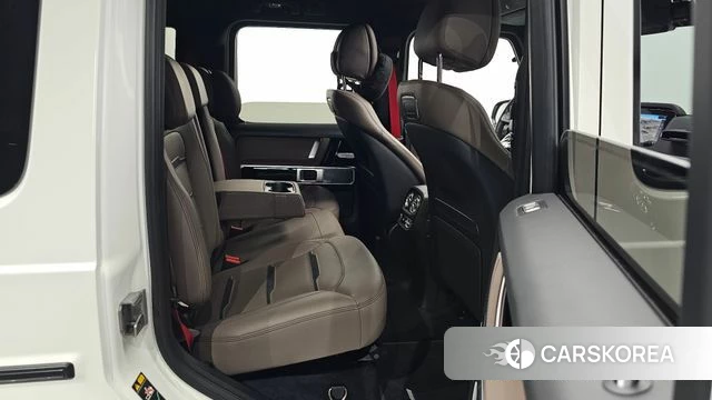 Mercedes-Benz G-Class W463b 2024 Белый из Кореи, фото 2