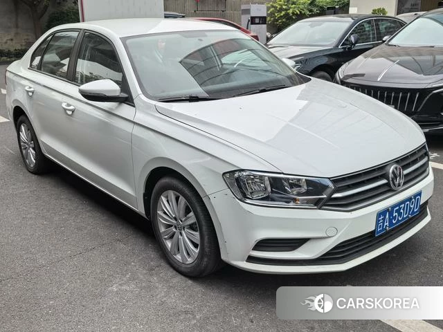 Volkswagen Bora 2023 Белый из Китая, фото 2