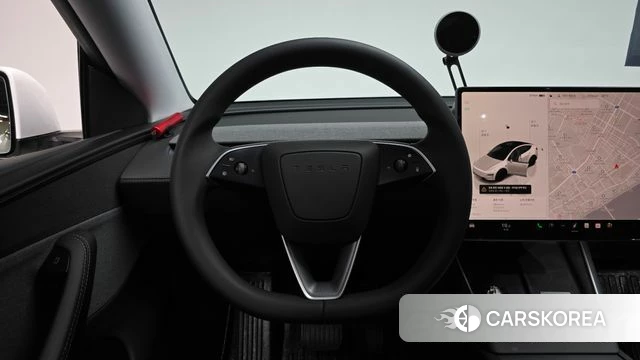 Tesla Model Y 2025 Белый из Кореи, фото 2