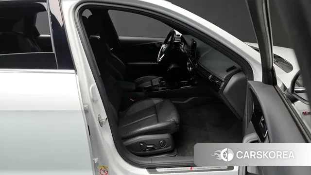 Audi A4 (B9) 2021 Белый из Кореи, фото 2