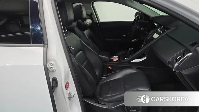 Jaguar E-PACE 2019 Белый из Кореи, фото 2