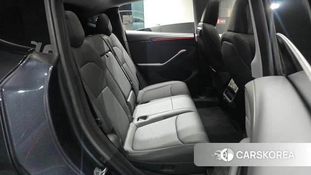 Tesla Model Y 2025 Серый из Кореи, фото 2