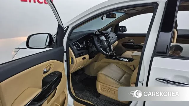 Kia The New Carnival 2020 Белый из Кореи, фото 2