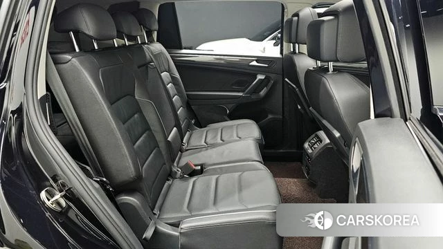 Volkswagen Tiguan Allspace 2020 Черный из Кореи, фото 2