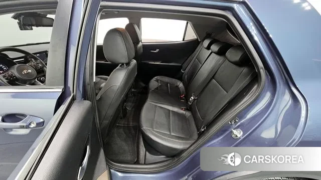 Kia Stonic 2018 Синий из Кореи, фото 2