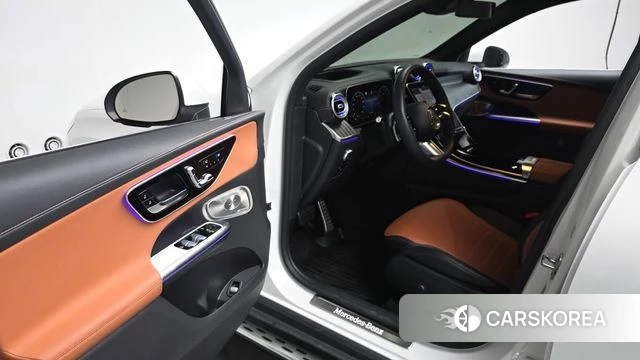 Mercedes-Benz GLC-Class X254 2023 Белый из Кореи, фото 2