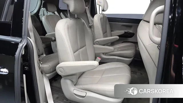 Kia The New Carnival 2019 Черный из Кореи, фото 2