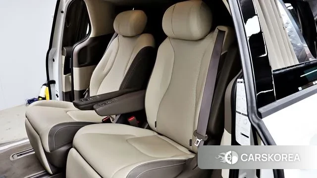 Kia The New Carnival 4th Generation 2024 Белый из Кореи, фото 2