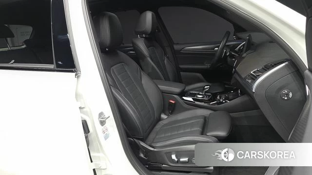 BMW X3 (G01) 2022 Белый из Кореи, фото 2