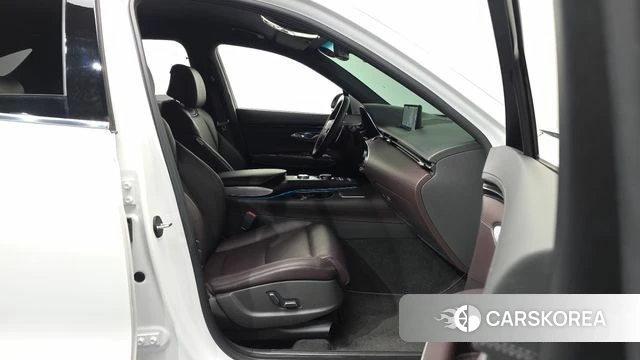 Genesis GV70 2021 Белый из Кореи, фото 2