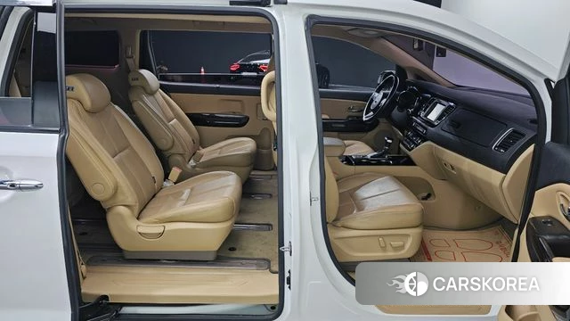 Kia The New Carnival 2018 Белый из Кореи, фото 2