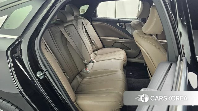 Kia K8 Hybrid 2023 Черный из Кореи, фото 2