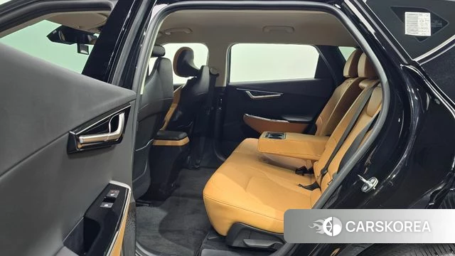 Kia EV6 2023 Черный из Кореи, фото 2