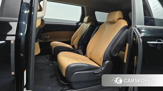 Kia Carnival 4th generation 2021 Черный из Кореи, фото 2