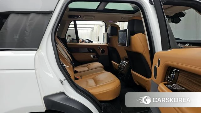 Land Rover Range Rover 4th Generation 2021 Белый из Кореи, фото 2