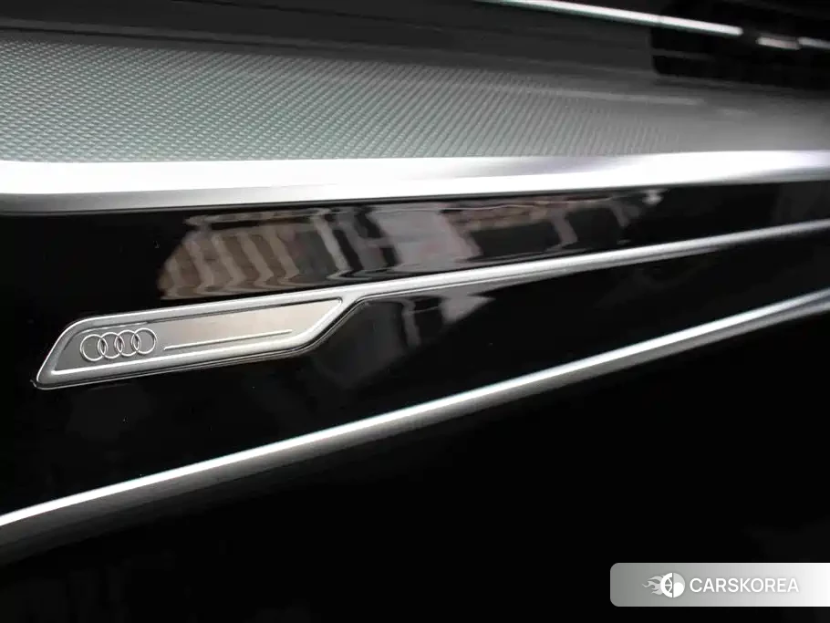 Audi A6L 2025 Черный из Китая, фото 2