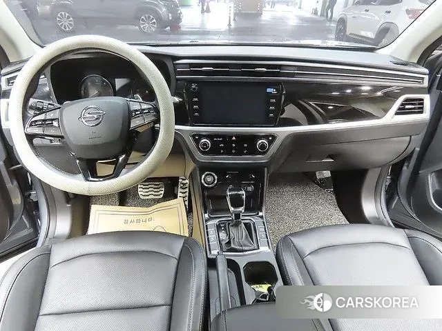 Ssangyong Beautiful Korando 2019 Серебристо-серый из Кореи, фото 2