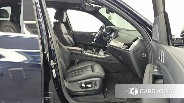 BMW X5 (G05) 2021 Черный из Кореи, фото 2