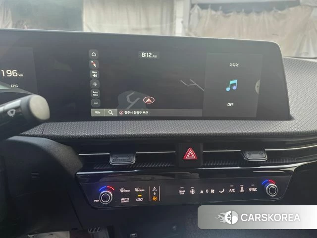 Kia EV6 2022 Белый из Кореи, фото 2
