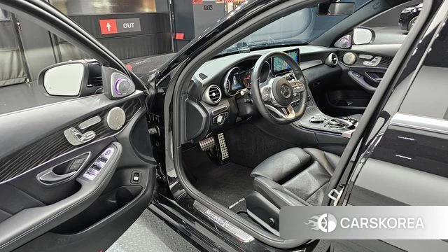 Mercedes-Benz C-Class W205 2019 Черный из Кореи, фото 2