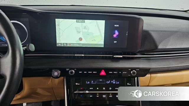 Kia Carnival 4th generation 2023 Черный из Кореи, фото 2