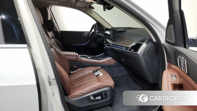 BMW X5 (G05) 2024 Белый из Кореи, фото 2