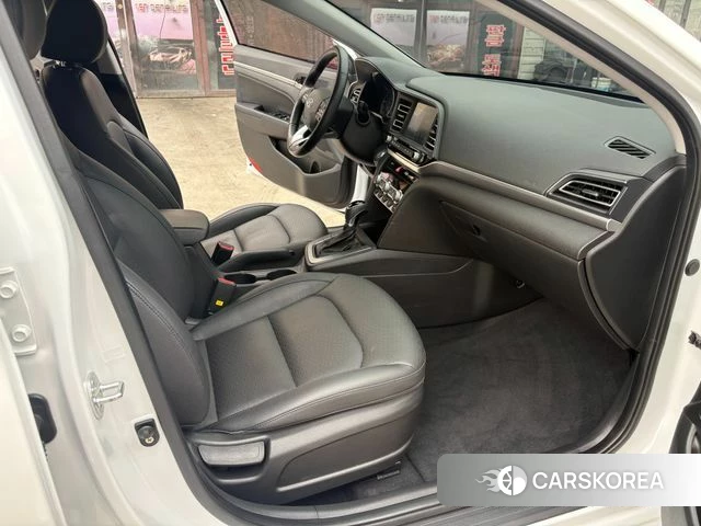 Hyundai The New Avante AD 2019 Белый из Кореи, фото 2