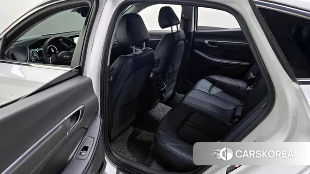 Hyundai Sonata (DN8) 2023 Белый из Кореи, фото 2