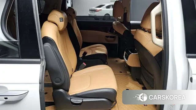 Kia Carnival 4th generation 2022 Белый из Кореи, фото 2